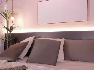 Laura Beaumont's Live Sex Cam Show