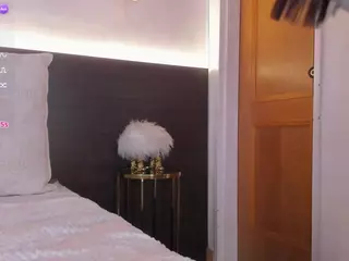 Laura Beaumont's Live Sex Cam Show