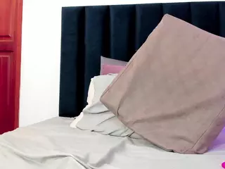 MirandaRox's Live Sex Cam Show
