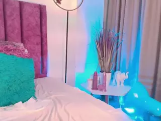 MirandaRox's Live Sex Cam Show