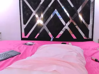 Akira-Hime's Live Sex Cam Show