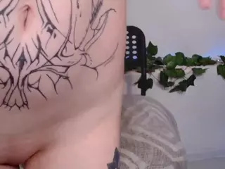 alisa-tattoogirl's Live Sex Cam Show