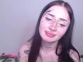 alisa-tattoogirl's Live Sex Cam Show