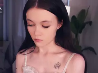 Mia and Darelin's Live Sex Cam Show