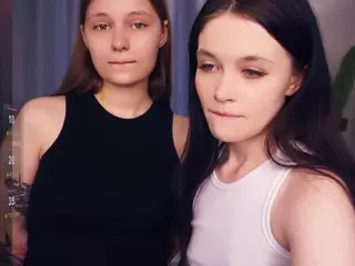 Mia and Darelin's Live Sex Cam Show