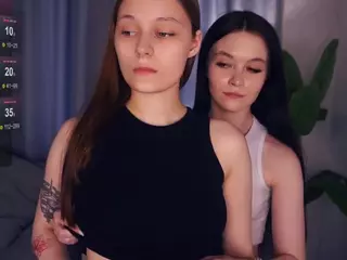 Mia and Darelin's Live Sex Cam Show
