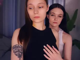 Mia and Darelin's Live Sex Cam Show