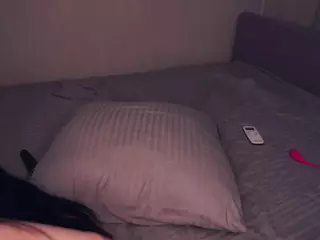 Mia and Darelin's Live Sex Cam Show