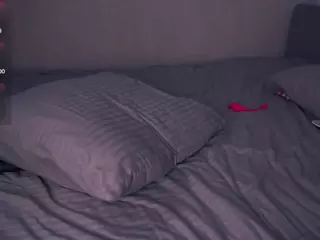 Mia and Darelin's Live Sex Cam Show