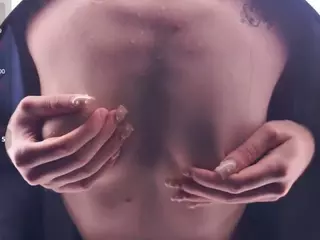 Mia and Darelin's Live Sex Cam Show