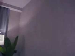 Mia and Darelin's Live Sex Cam Show