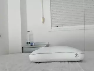 CherryBaabe's Live Sex Cam Show
