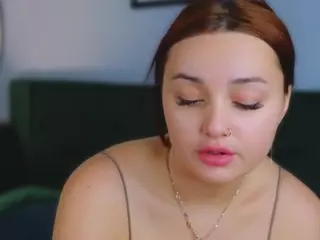 ElwynaHiatt's Live Sex Cam Show