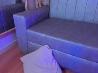 emmily-cardona ❤️'s Live Sex Cam Show