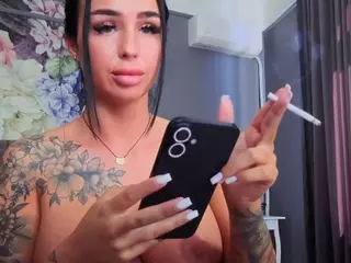 EvaxxxRose's Live Sex Cam Show