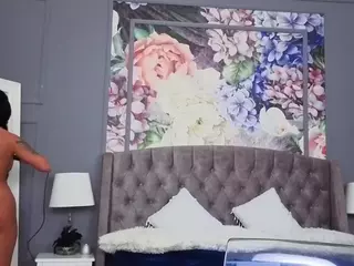 EvaxxxRose's Live Sex Cam Show