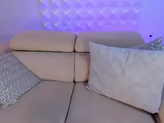 ElizabethDoll's Live Sex Cam Show