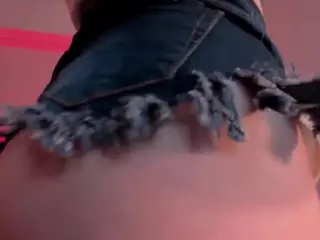MartinaBelle's Live Sex Cam Show