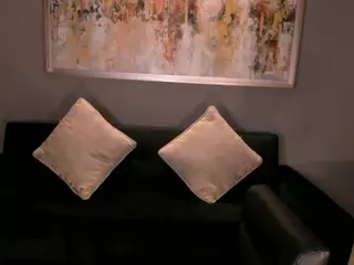MilaLawrenceX's Live Sex Cam Show