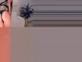 MilaLawrenceX's Live Sex Cam Show