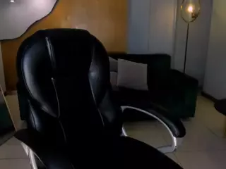 MilaLawrenceX's Live Sex Cam Show