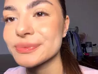 MoiraHadwin's Live Sex Cam Show