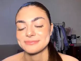 MoiraHadwin's Live Sex Cam Show