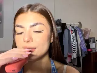 MoiraHadwin's Live Sex Cam Show