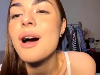 MoiraHadwin's Live Sex Cam Show