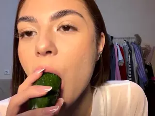MoiraHadwin's Live Sex Cam Show