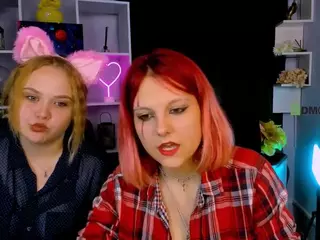 sophia-fleur's Live Sex Cam Show