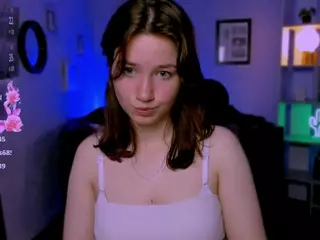 bella-cold's Live Sex Cam Show
