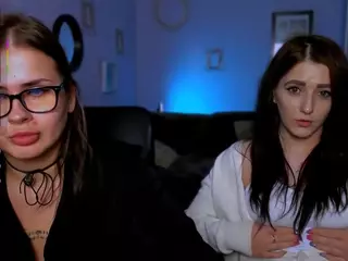 bella-cold's Live Sex Cam Show