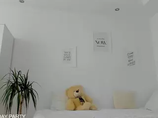 Bubble-doll7's Live Sex Cam Show