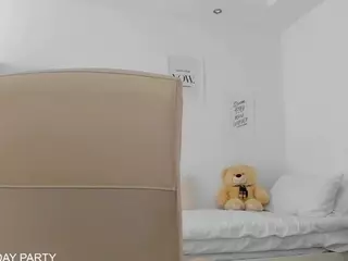 Bubble-doll7's Live Sex Cam Show