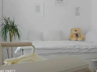 Bubble-doll7's Live Sex Cam Show