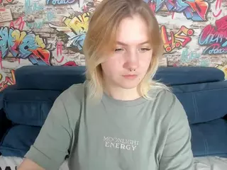 Julia-Jips's Live Sex Cam Show