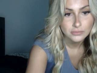 Live cam show with lacey