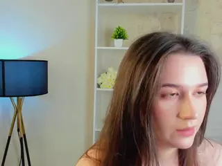 OdellaCockroft's Live Sex Cam Show