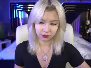 SelenaIriss's Live Sex Cam Show