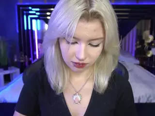 SelenaIriss's Live Sex Cam Show