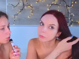 FloraBendall's Live Sex Cam Show