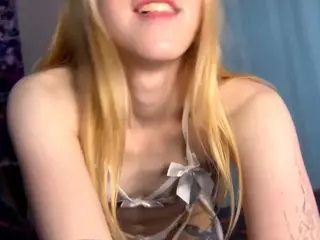 GladysFricker's Live Sex Cam Show