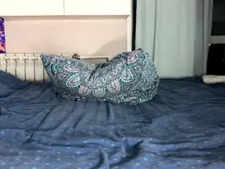 GladysFricker's Live Sex Cam Show