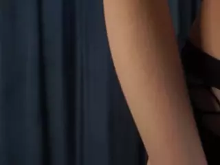 ElgaCurrington's Live Sex Cam Show
