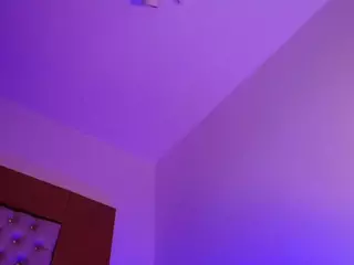 MeganMyerss's Live Sex Cam Show