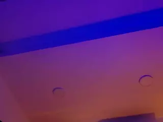 MeganMyerss's Live Sex Cam Show