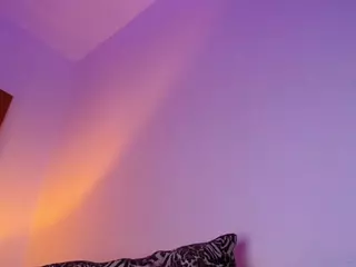 MeganMyerss's Live Sex Cam Show