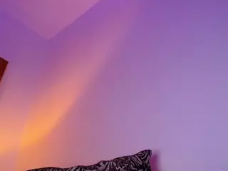 MeganMyerss's Live Sex Cam Show
