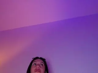MeganMyerss's Live Sex Cam Show